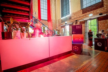 Arrivals-4.jpg