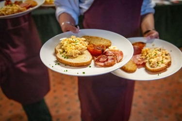 Catering-2.jpg